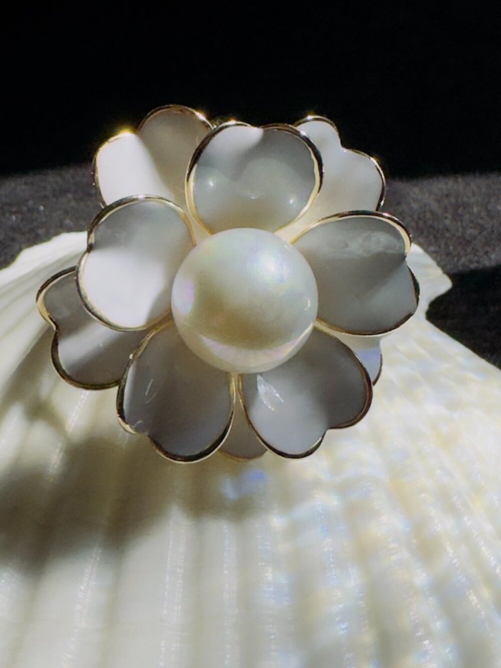 White Enamel Flower Scarf Ring Pearl Center 2-in-1